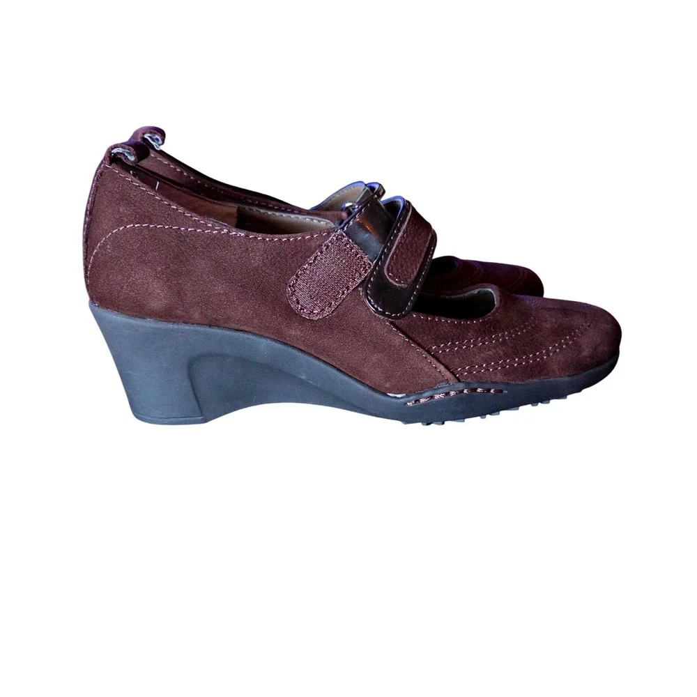 Aerosoles Tornado Brown Suede Leather Mary Jane Wedge Shoes Womens 5.5M